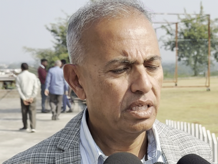 कैप्टन भट्टाचार्य ने बताया कि यात्रियों की सुरक्षा के साथ कोई समझौता नहीं।