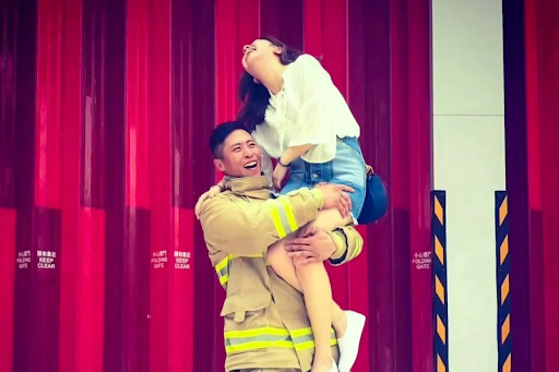 हो की गर्लफ्रेंड ने गुरुवार को सोशल मीडिया पर यह तस्वीर पोस्ट की है। उन्होंने कहा कि वह अभी भी इस बात को स्वीकार नहीं कर पा रहीं कि उनका बॉयफ्रेंड अब नहीं रहा।