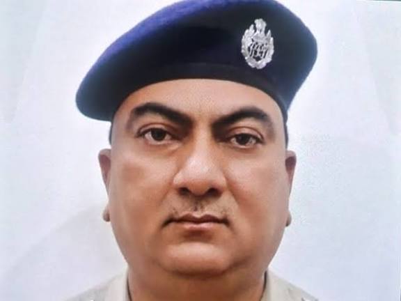 धर्मेंद्र कुमार को सीकर से दौसा डीएसपी लगाया गया है।