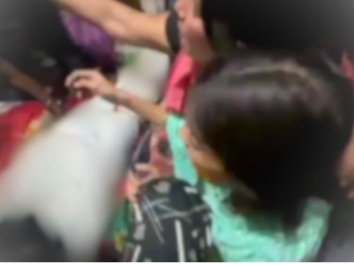 सक्षम की डेड बॉडी के साथ शादी की रस्में पूरी करती हुई आंचल।