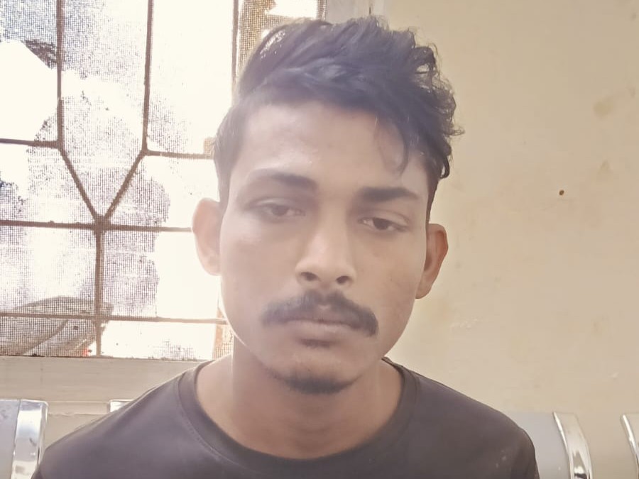 आरोपी युवक पहले भी अपने पिता के साथ मारपीट कर चुका है।