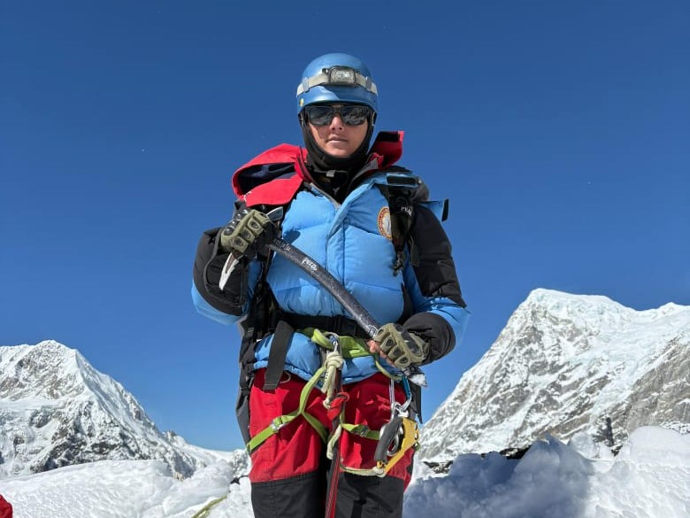 चोटी को फतह किया कैडेट डुमेश ने