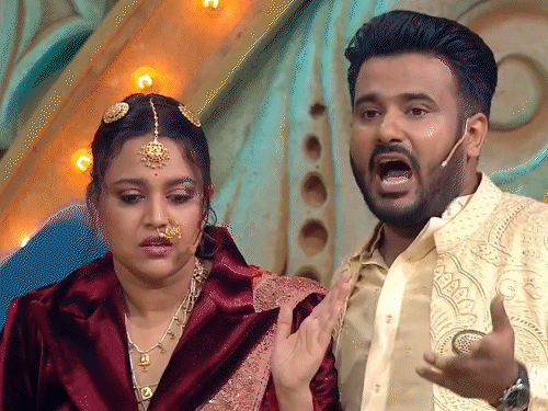 पति पत्नी और पंगा 2 अगस्त से 16 नवंबर 2025 तक प्रसारित हुआ।