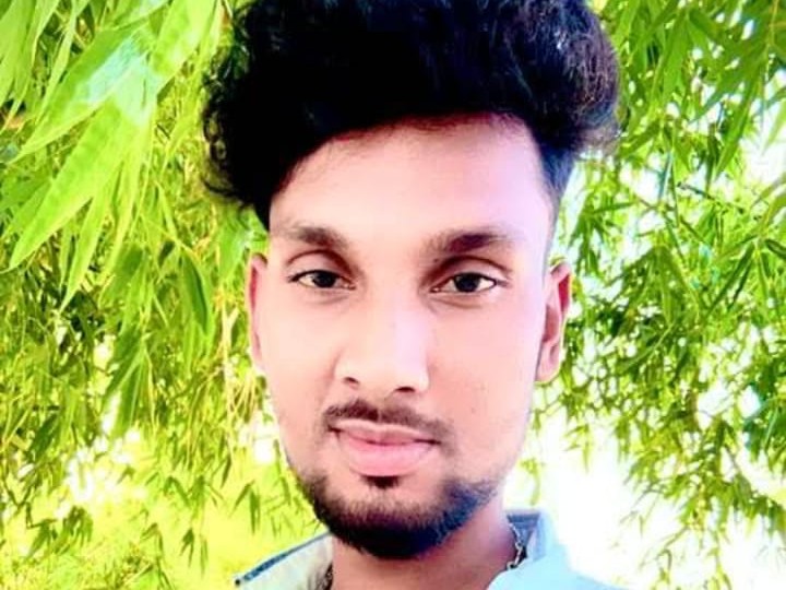 दोस्त की शादी से लौटते समय बाइक पेड़ से टकराई:  बेतिया में सड़क हादसा, दो चचेरे भाइयों की मौत; ग्रामीणों ने पुलिस को दी सूचना – Bettiah (West Champaran) News