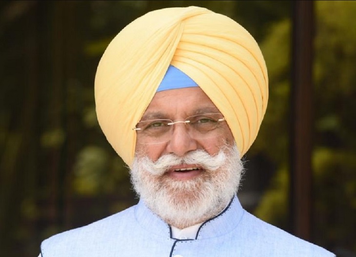 कॅप्टन म्हणाले- राहुल गांधींनी मंत्री हटवण्यासाठी दबाव टाकला: बर्खास्त न केल्यास ट्विटची चेतावणी दिली; भाजप-अकाली युती नसेल तर 2027 विसरून जा राणा गुरजीत सध्या कपूरथला येथून काँग्रेसचे आमदार आहेत. खाणकाम विभागाचे मंत्री असताना त्यांच्यावर गैरव्यवहाराचे आरोप झाले होते.