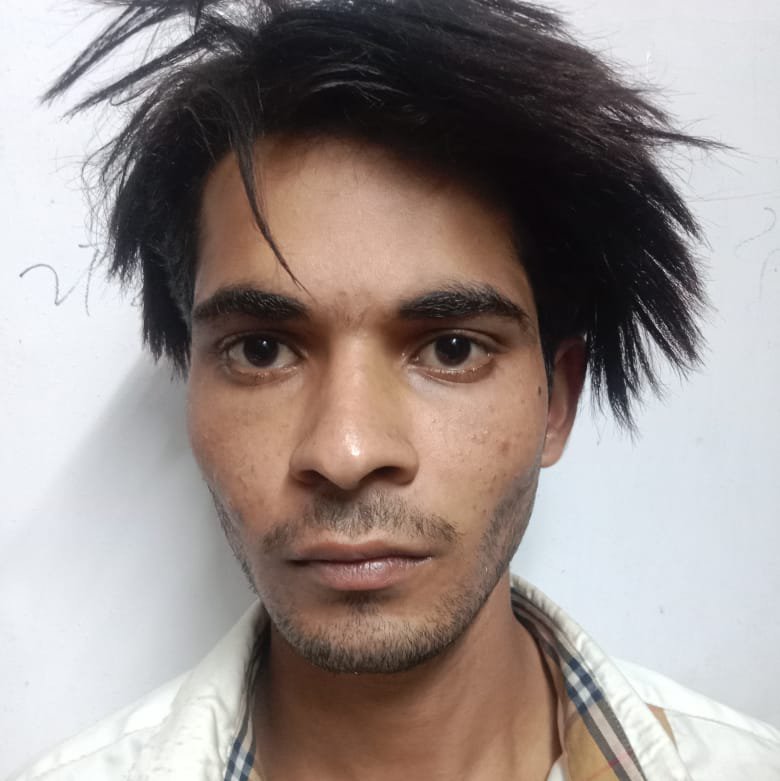 नूंह पुलिस ने पकड़े 2 साइबर ठग:  लाखों की ऑनलाइन ठगी का खुलासा, सूट-साड़ी बेचने के नाम पर हड़पे रुपए – Nuh News