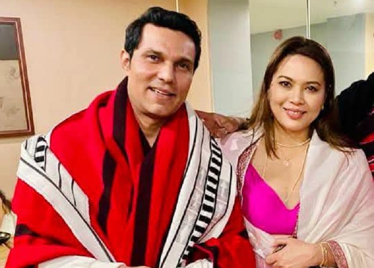 रणदीप हुड्‌डा और उनकी पत्नी लिन की फोटो।