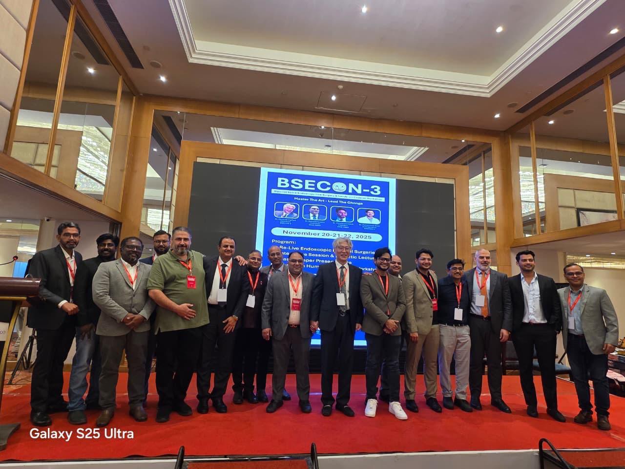 रेडिकल एकेडमी ऑफ स्पाइन एंडोस्कोपी द्वारा आयोजित 'बीएससीकॉन-3' नामक इस कार्यशाला में देश-दुनिया के विशेषज्ञ चिकित्सकों ने भाग लिया।