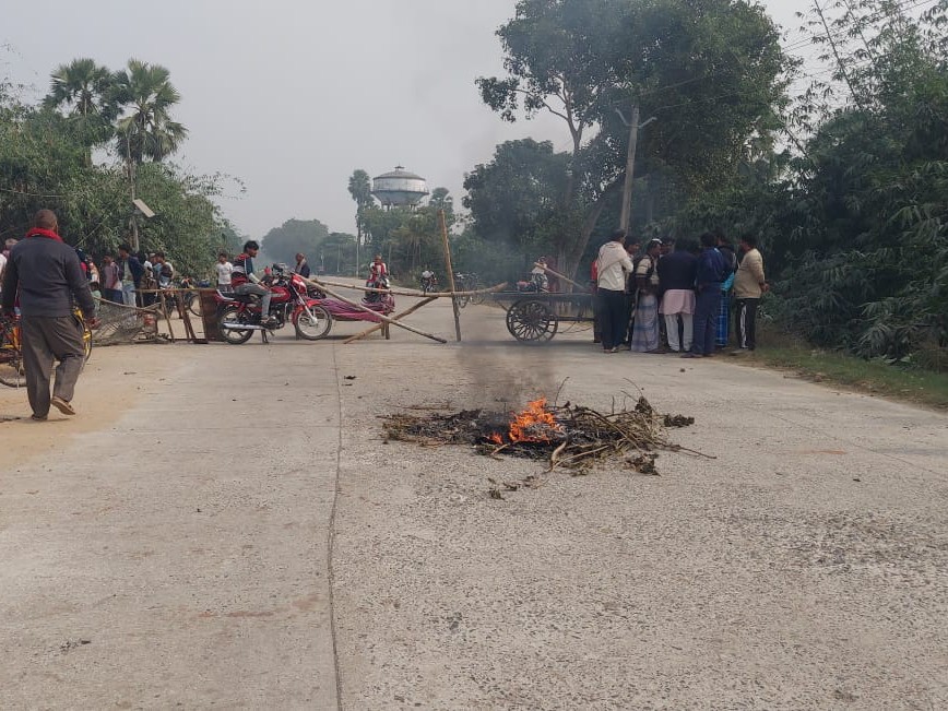 विद्यापतिनगर में सड़क दुर्घटनाओं का सिलसिला जारी:  15 दिनों में 5 मौतें, स्थानीय लोगों में आक्रोश; प्रशासन से कार्रवाई की मांग – Vidyapatinagar News