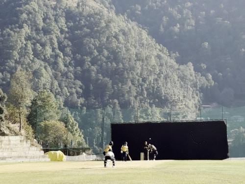 शिमला के पड़ेची में नव निर्मित क्रिकेट स्टेडियम।