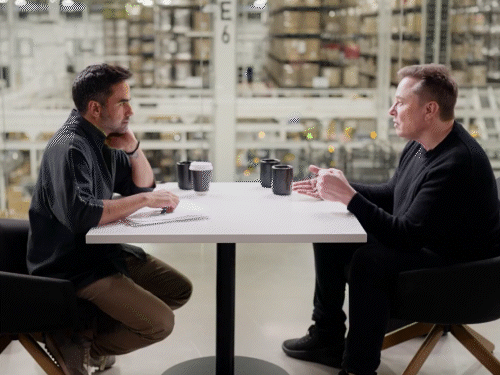 मस्क बोले- बिना बॉर्डर कंट्रोल के कोई देश नहीं चल सकता, लेकिन टैलेंटेड इमीग्रेंट्स को वेलकम करना चाहिए।