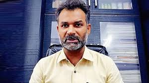 देवेन्द्र गौतम के खिलाफ सिटी थाना में मामला दर्ज कर कार्रवाई शुरू की है