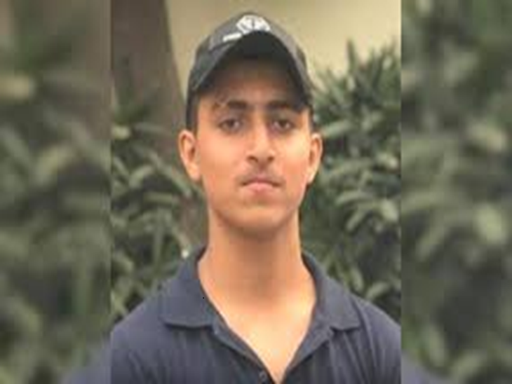 जीशान अख्तर, जो विदेश में बैठकर नेटवर्क चला रहा था।