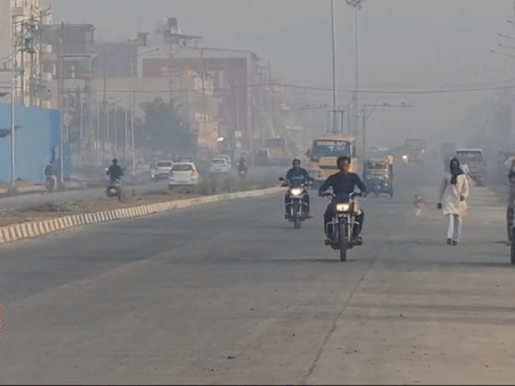 कई ऊंचाई वाले स्थानों पर सुबह के समय हल्का कोहरा भी छा सकता है।