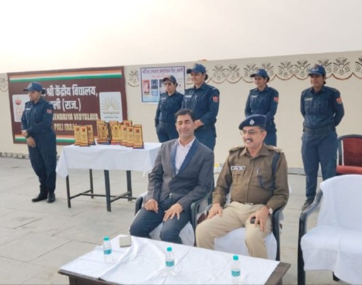 पाली के केंद्रीय विद्यालय में आयोजित वर्कशॉप में मौजूद अतिथि।