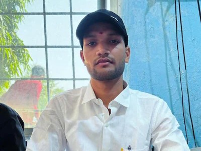 महाठग शिवा साहू। पुलिस ने इसे गिरफ्तार कर लिया है।