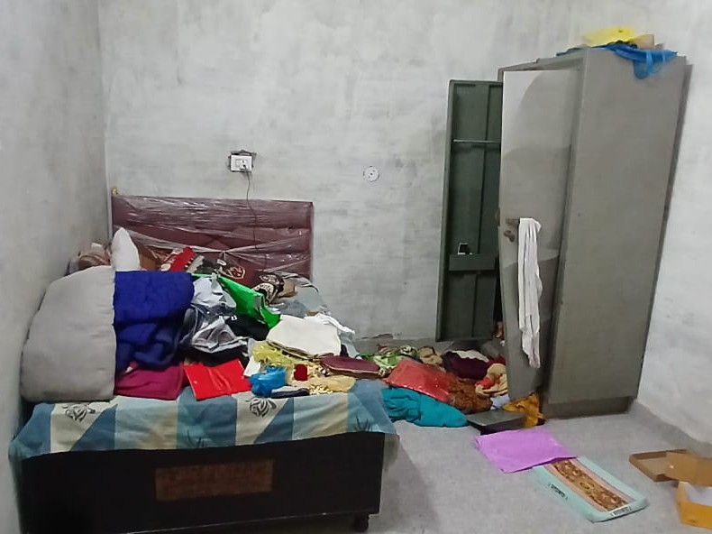 फरीदाबाद में 3 बंद मकानों में घुसे चोर:  कैश और जेवर ले गए साथ, शादी में गए थे परिवार के लोग – Ballabgarh News