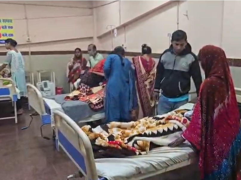 बच्चों का अस्पताल में इलाज जारी।