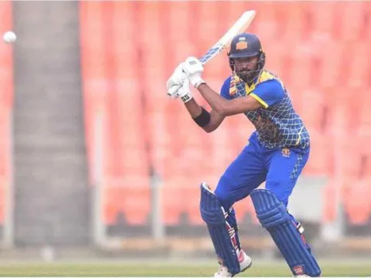 देवदत्त पडिक्कल ने मात्र 48 बॉल पर 102 रन बनाए।