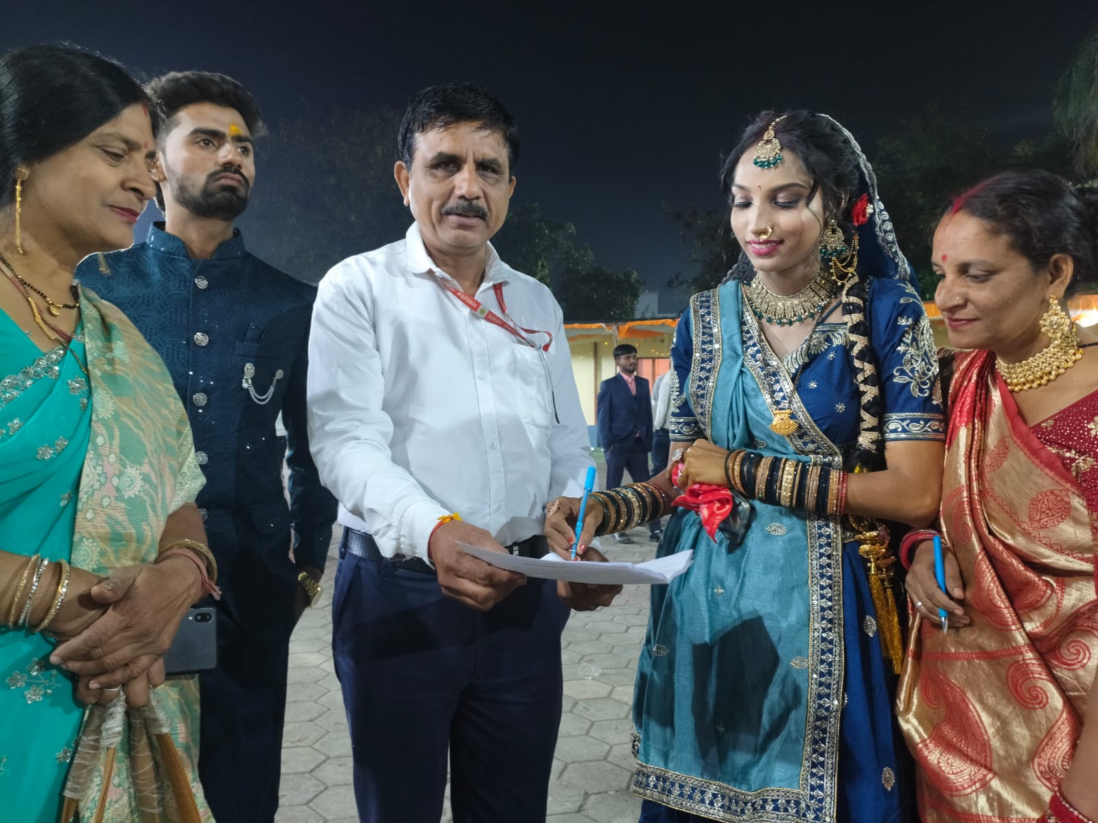 भोपाल में एसआईआर के तहत काम चल रहा है। अब तक 70 प्रतिशत से अधिक डिजिटाइजेशन का काम पूरा हो चुका है।