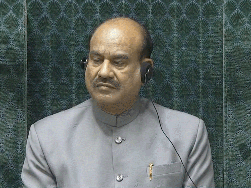 केंद्र बोला- संचार साथी से जासूसी संभव नहीं, न होगी:  हम आदेश बदलने को तैयार; पहले कहा था- हर मोबाइल में एप इंस्टॉल करना जरूरी