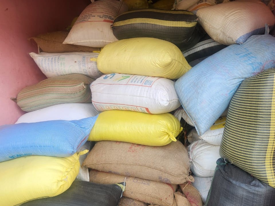 100 quintals of paddy seized in Gaurela | गौरेला में 100 क्विंटल धान जब्त: बजरंग किराना स्टोर से अधिक स्टॉक मिलने पर कार्रवाई, मंडी अधिनियम के तहत कार्रवाई - Gaurela News 1 d75fbb4d 1a03 4101 a409 d4790ad1c9f5 1764770480617