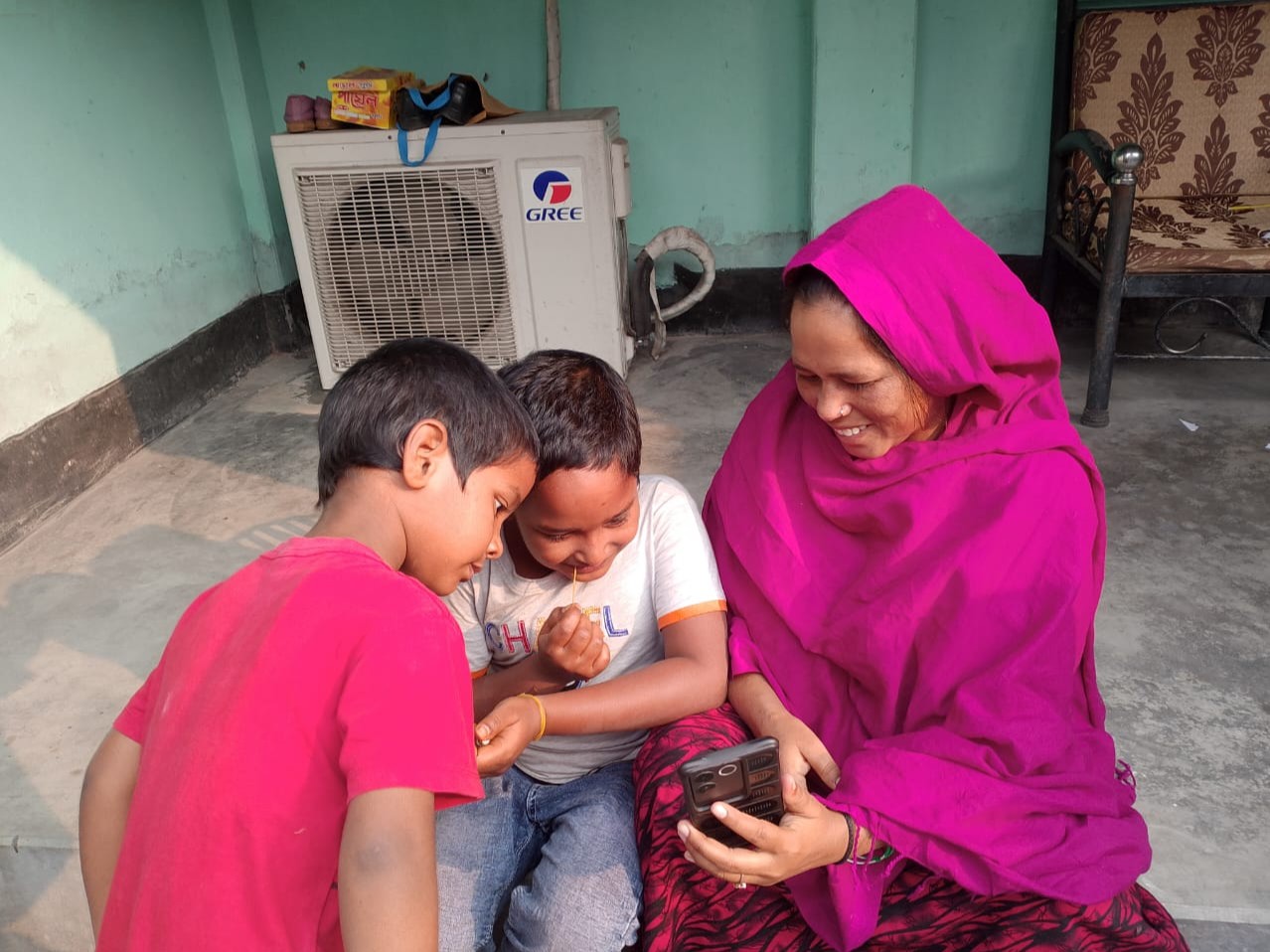सुप्रीम कोर्ट बोला-बांग्लादेश डिपोर्ट की गई गर्भवती को वापस लाएं:  कानून इंसानियत से बड़ा नहीं; केंद्र ने जून में परिवार को देश से निकाला था