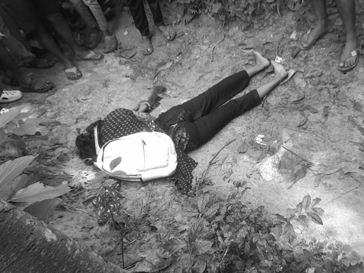 गोली लगने के बाद गुड़िया की मौके पर ही मौत हो गई थी। उसकी पीठ पर सफेद रंग का बैग भी था।