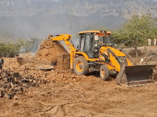 एडीए ने फिर यहां बनी कोयला बनाने की भटि्टयों को हटाने की कार्रवाई की।