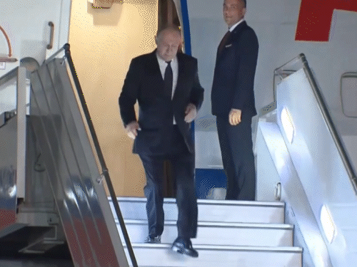 Vladimir Putin India Visit LIVE Update; PM Narendra Modi | India Russia Defence Deals | भारत पहुंचे पुतिन से गले मिले PM मोदी: एयरपोर्ट पर रिसीव किया, रेड कार्पेट वेलकम दिया, एक
