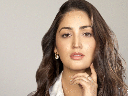 ছবির প্রচারের জন্য পেইড পিআর প্রবণতা নিয়ে ক্ষুব্ধ ইয়ামি: ধুরন্ধর মুক্তির আগে একটি পোস্ট লিখে রেগে গেলেন, অভিনেত্রীর সমর্থনে এলেন হৃতিক রোশন। ছবির প্রচারের জন্য পেইড পিআর প্রবণতা নিয়ে ক্ষুব্ধ ইয়ামি: ধুরন্ধর মুক্তির আগে একটি পোস্ট লিখে রেগে গেলেন, অভিনেত্রীর সমর্থনে এলেন হৃতিক রোশন।