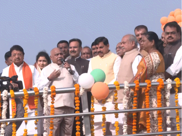 उद्घाटन समारोह में सीएम के अलावा विधानसभा अध्यक्ष नरेंद्र सिंह तोमर, बीजेपी प्रदेश अध्यक्ष हेमंत खंडेलवाल भी मौजूद थे।