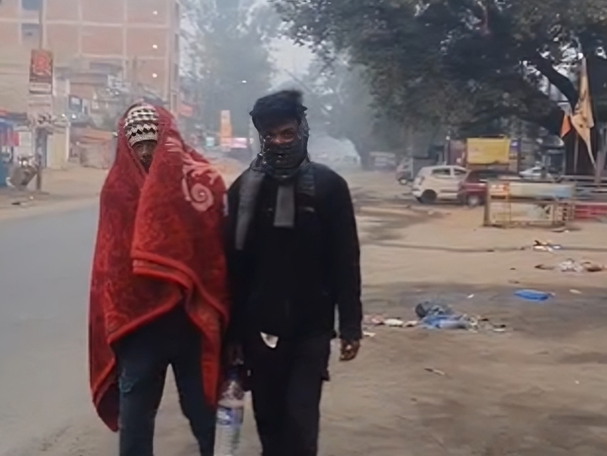 रामगढ़ में भी सुबह अच्छी-खासी ठंड महसूस की जा रही है।