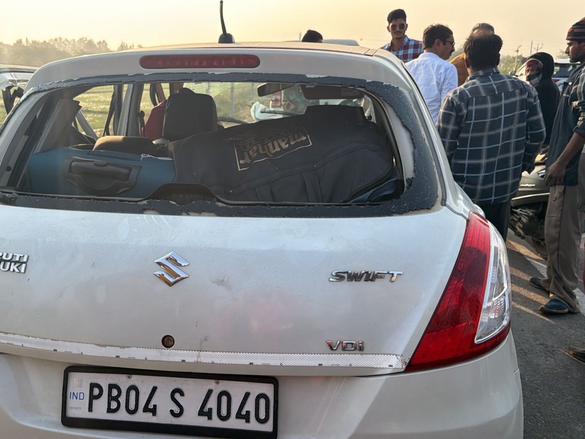 फाजिल्का में कार-ट्रॉला टक्कर में महिला की मौत:  चालक को झपकी आने से हादसा, लुधियाना से शादी समारोह से लौट रहा था परिवार – Abohar News