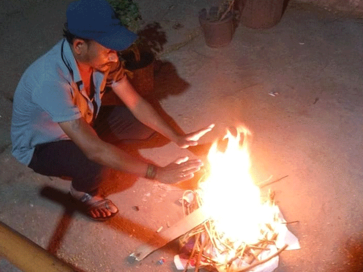 रायपुर में 12 से अधिक लोकेशन पर रातभर अलाव जलवाने के निर्देश दिए।