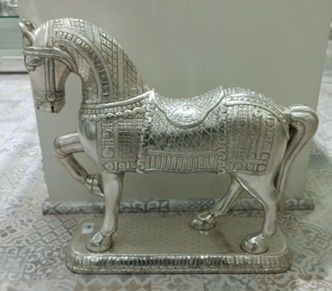 राष्ट्रपति भवन में रात्रिभोज के बाद रवाना हुए व्लादिमीर पुतिन, PM मोदी ने भेंट किए गिफ्ट