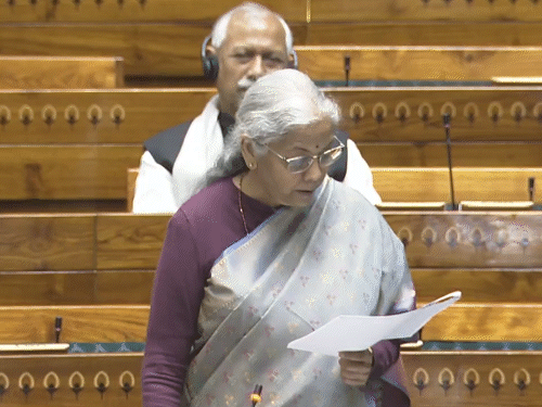 पान मसाला-सिगारेटवर नवीन कर लागेल: अर्थमंत्री म्हणाल्या- याचा वापर राष्ट्रीय सुरक्षेसाठी होईल, जेणेकरून कारगिलसारख्या परिस्थितीत बजेट कमी पडणार नाही पान मसाला-सिगारेटवर नवीन कर लागेल: अर्थमंत्री म्हणाल्या- याचा वापर राष्ट्रीय सुरक्षेसाठी होईल, जेणेकरून कारगिलसारख्या परिस्थितीत बजेट कमी पडणार नाही