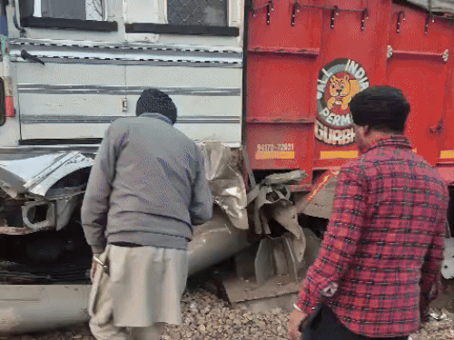 Karnal Highway Accident: Canter and Truck Collide Head-On, Driver ...