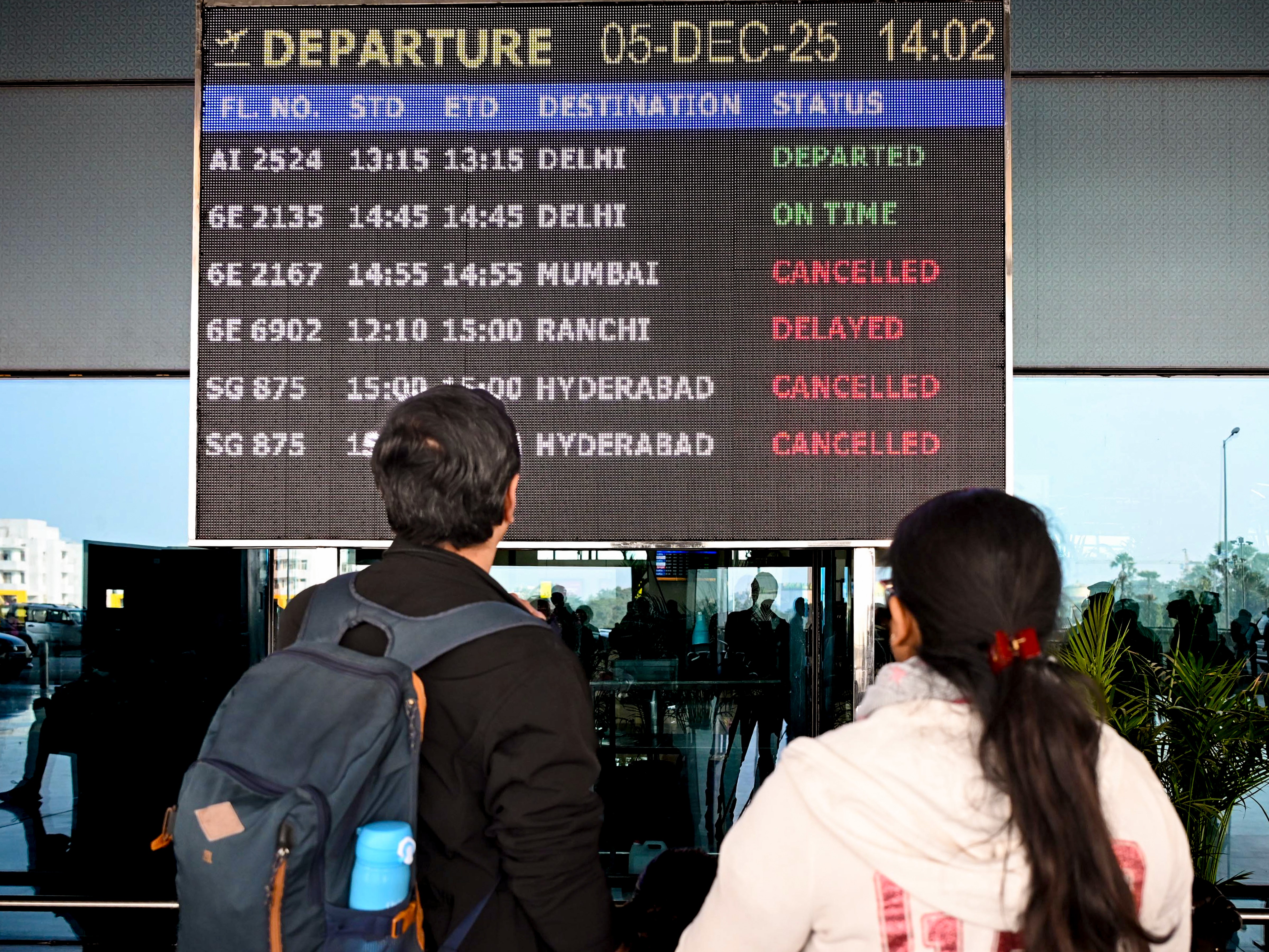 इंडिगो संकट के बीच केंद्र ने हवाई किराया तय किया:  500 किमी तक का किराया ₹7,500,बिजनेस क्लास पर लागू नहीं; देखें पूरी लिस्ट