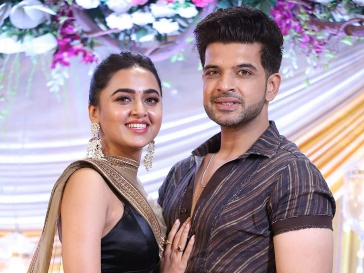 तेजस्वी और करण बिग बॉस 15 के बाद रूला देती है, बारिश आई है और अखियां जैसे म्यूजिक वीडियो में दिखे हैं।