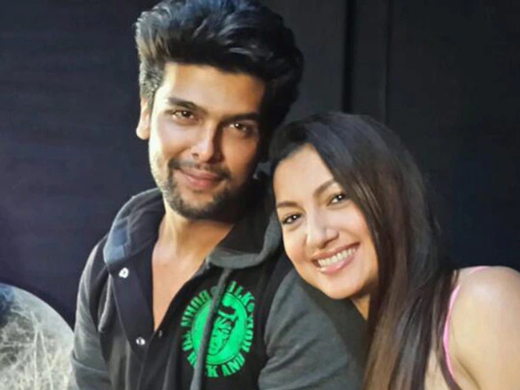 कुशाल और गौहर शो के बाद, वे राहत फतेह अली खान के लोकप्रिय संगीत वीडियो 'जरूरी था' में एक साथ दिखाई दिए थे।