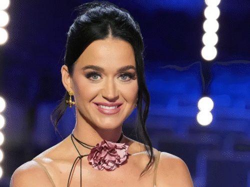 আমেরিকান গায়ক ক্যাটি পেরি এবং জাস্টিন ট্রুডোর সম্পর্ক নিশ্চিত?: তাদের দুজনের ছবি সোশ্যাল মিডিয়ায় ভাইরাল হয়েছে, দীর্ঘদিন ধরে ডেটিং করার গুঞ্জন রয়েছে। আমেরিকান গায়ক ক্যাটি পেরি এবং জাস্টিন ট্রুডোর সম্পর্ক নিশ্চিত?: তাদের দুজনের ছবি সোশ্যাল মিডিয়ায় ভাইরাল হয়েছে, দীর্ঘদিন ধরে ডেটিং করার গুঞ্জন রয়েছে।