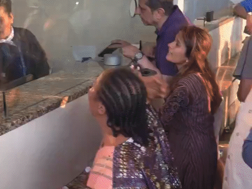 इंडिगो का कहना है कि फ्लाइट ऑपरेशन नॉर्मल होने में 15 दिसंबर तक का समय लगेगा। - Dainik Bhaskar