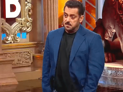 शो के दौरान सलमान से बात करते हुए बसीर अली।