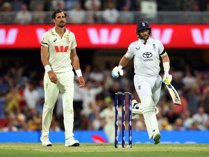 जो रूट ने ऑस्ट्रेलिया में पहली बार टेस्ट सेंचुरी लगाई।