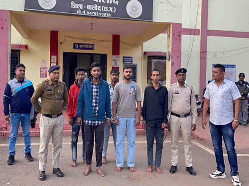 मास्टरमाइंड ने कॉन्ट्रैक्ट-किलर को हत्या करने पर 2 एकड़ जमीन, बंगला और गाड़ी देने का लालच दिया।