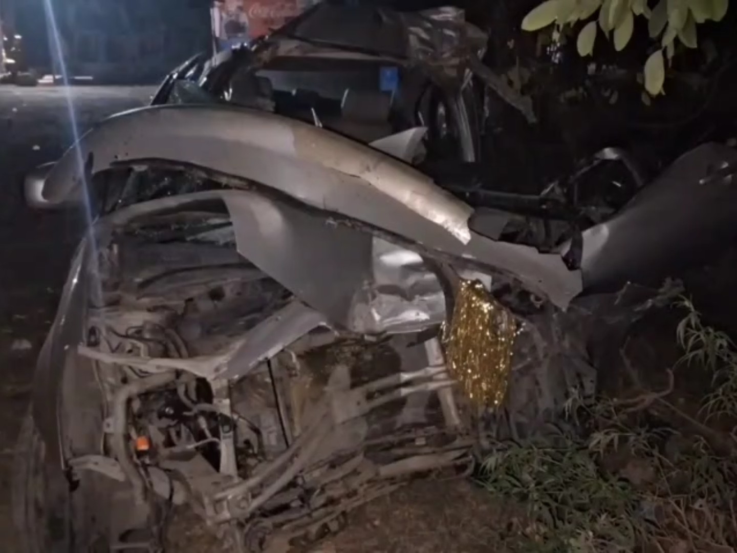 हादसे के बाद कार के ऐसे हो गए हाल