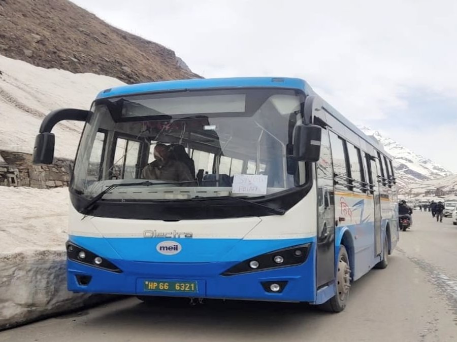 नए साल से हिमाचल में विभिन्न रुटों पर इलेक्ट्रिक बसों का संचालन किया जाएगा।