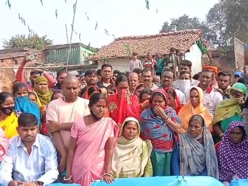 केंदुआडीह गैस रिसाव मामला, विस्थापन प्रस्ताव खारिज:  ग्रामीण बोले- पुश्तैनी जमीन नहीं छोड़ेंगे, खतरनाक स्थिति पर पहुंचा गैस का स्तर – Dhanbad News