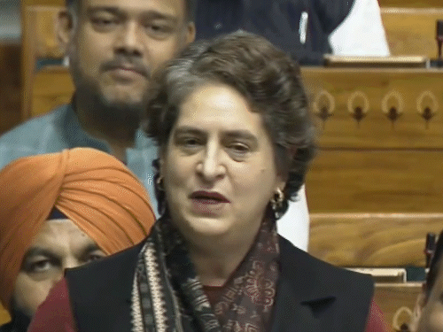 प्रियंका गांधी ने यह भी दावा किया कि आने वाले बंगाल चुनाव के कारण बीजेपी वंदे मातरम् पर चर्चा करवा रही है।